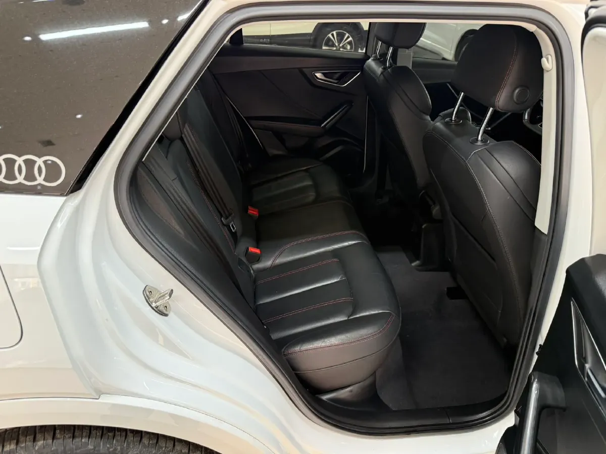 2022 Audi Q2L 1.4T 150HP L4 7DCT,autocango,china used car exporter,china ev exporter,chinese used car exporter,chinese used ev exporter