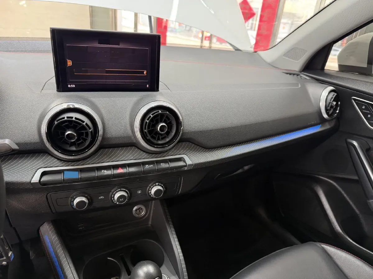 2022 Audi Q2L 1.4T 150HP L4 7DCT,autocango,china used car exporter,china ev exporter,chinese used car exporter,chinese used ev exporter