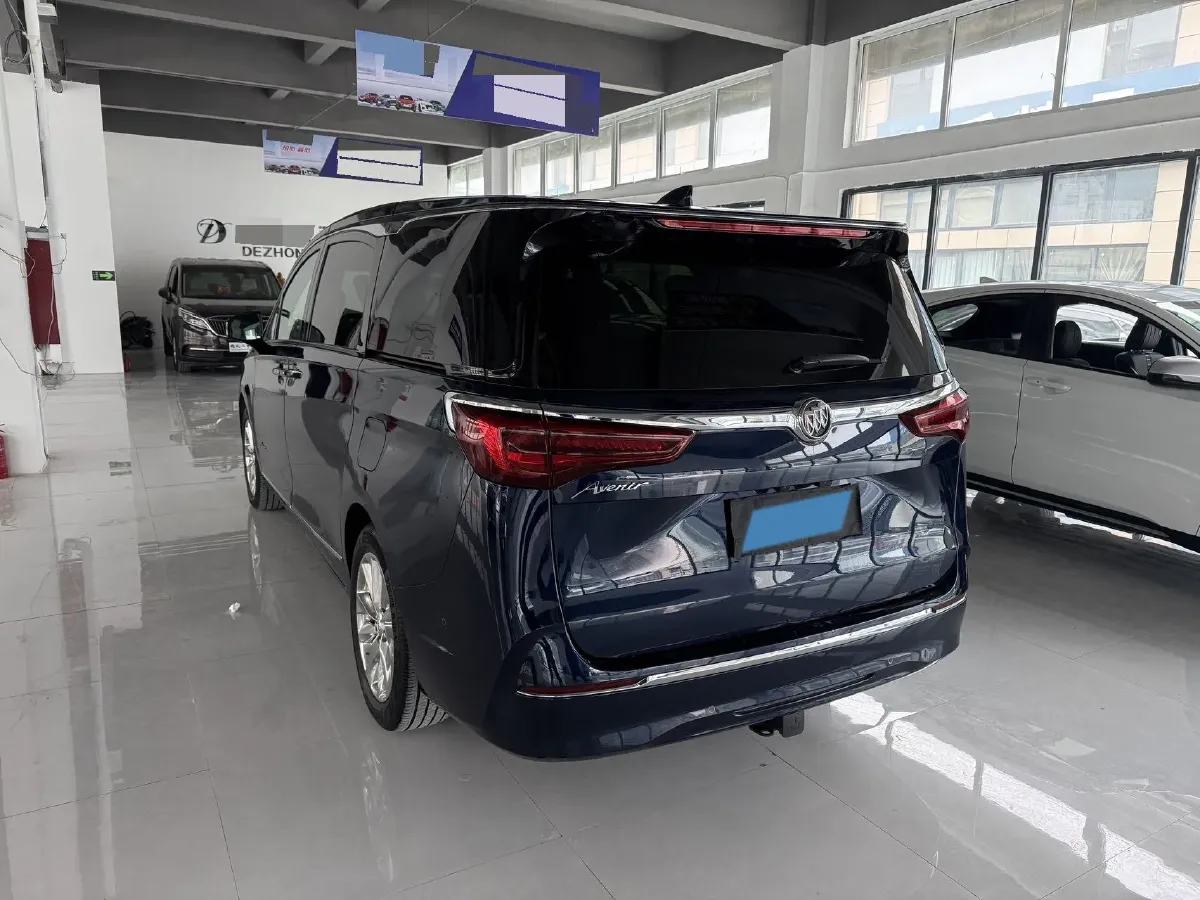 2022 Buick GL8 2.0T 237HP L4 9AT,autocango,china used car exporter,china ev exporter,chinese used car exporter,chinese used ev exporter