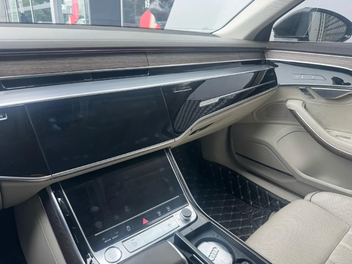 2019 Audi A8 3.0T 340HP V6 8AT,autocango,china used car exporter,china ev exporter,chinese used car exporter,chinese used ev exporter