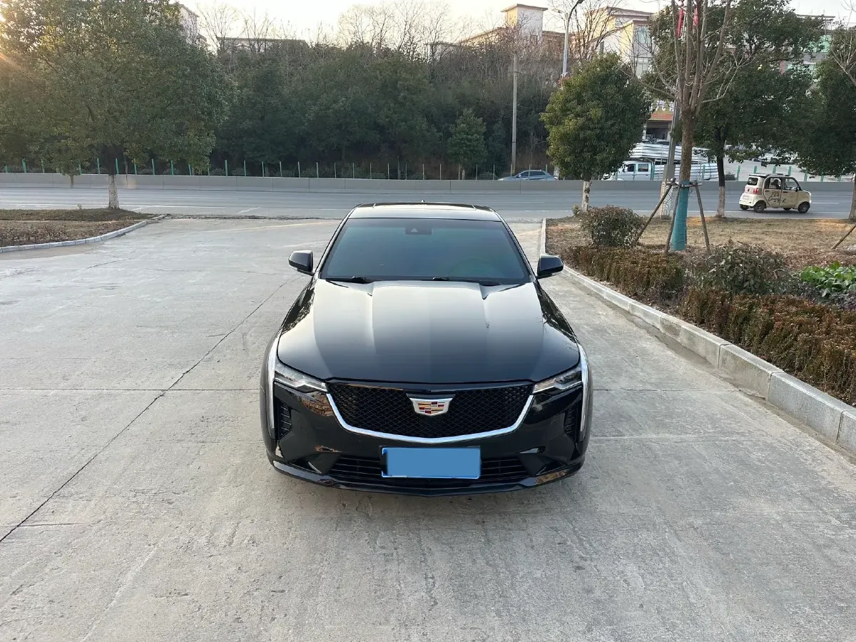 2022 Cadillac CT4 2.0T 237HP L4 8AT,autocango,china used car exporter,china ev exporter,chinese used car exporter,chinese used ev exporter