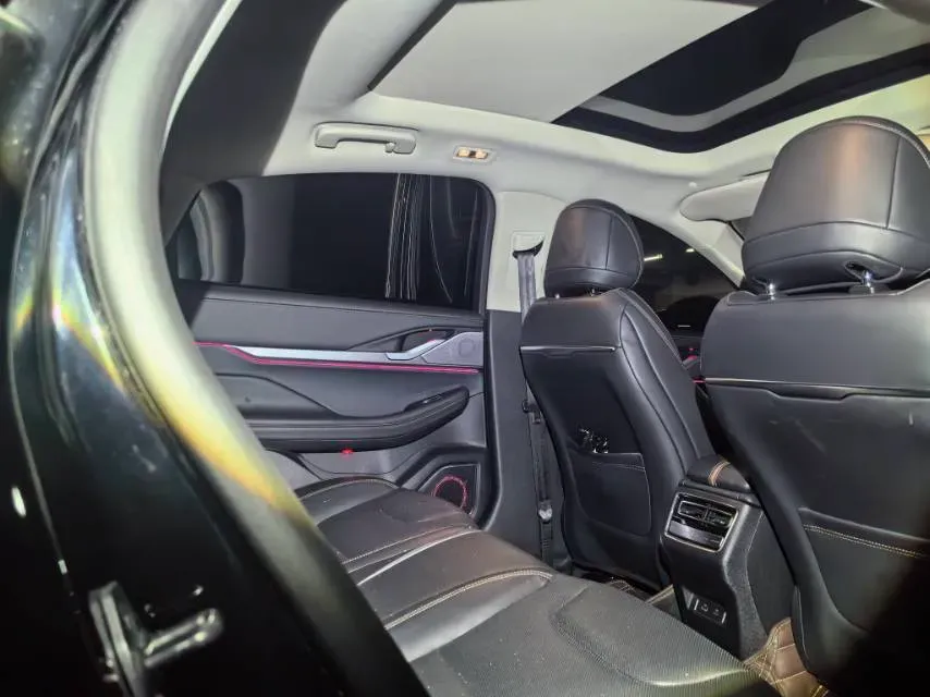 2024 Lincoln Z 2.0T 261HP L4 8AT,autocango,china used car exporter,china ev exporter,chinese used car exporter,chinese used ev exporter