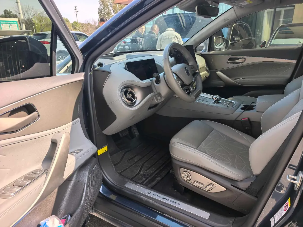 2023 Denza N8 1.5T 139HP L4 E-CVT PHEV 45.8KWH,autocango,china used car exporter,china ev exporter,chinese used car exporter,chinese used ev exporter