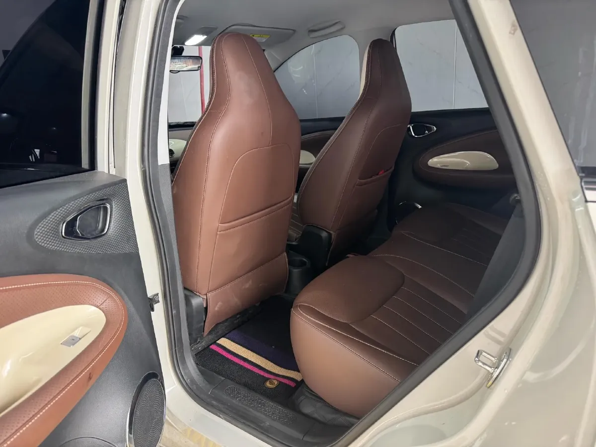 2023 WuLing BinGuo BEV 31.9KWH,autocango,china used car exporter,china ev exporter,chinese used car exporter,chinese used ev exporter