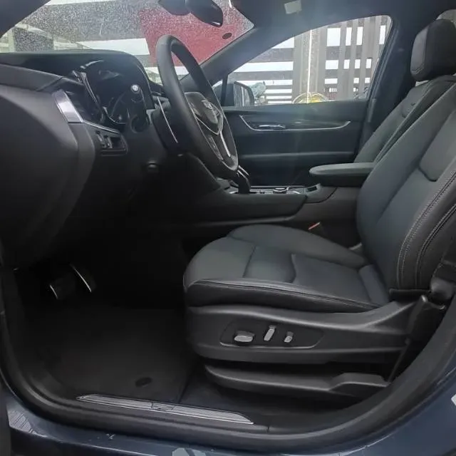 2024 Cadillac XT5 2.0T 237HP L4 9AT,autocango,china used car exporter,china ev exporter,chinese used car exporter,chinese used ev exporter