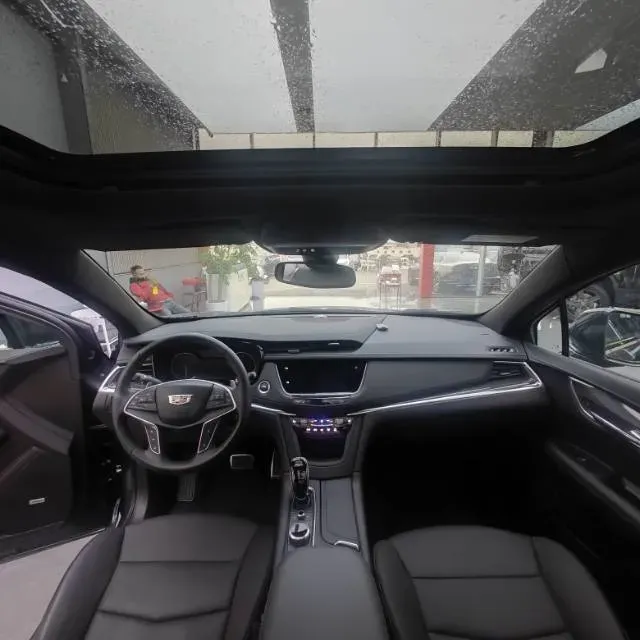 2024 Cadillac XT5 2.0T 237HP L4 9AT,autocango,china used car exporter,china ev exporter,chinese used car exporter,chinese used ev exporter