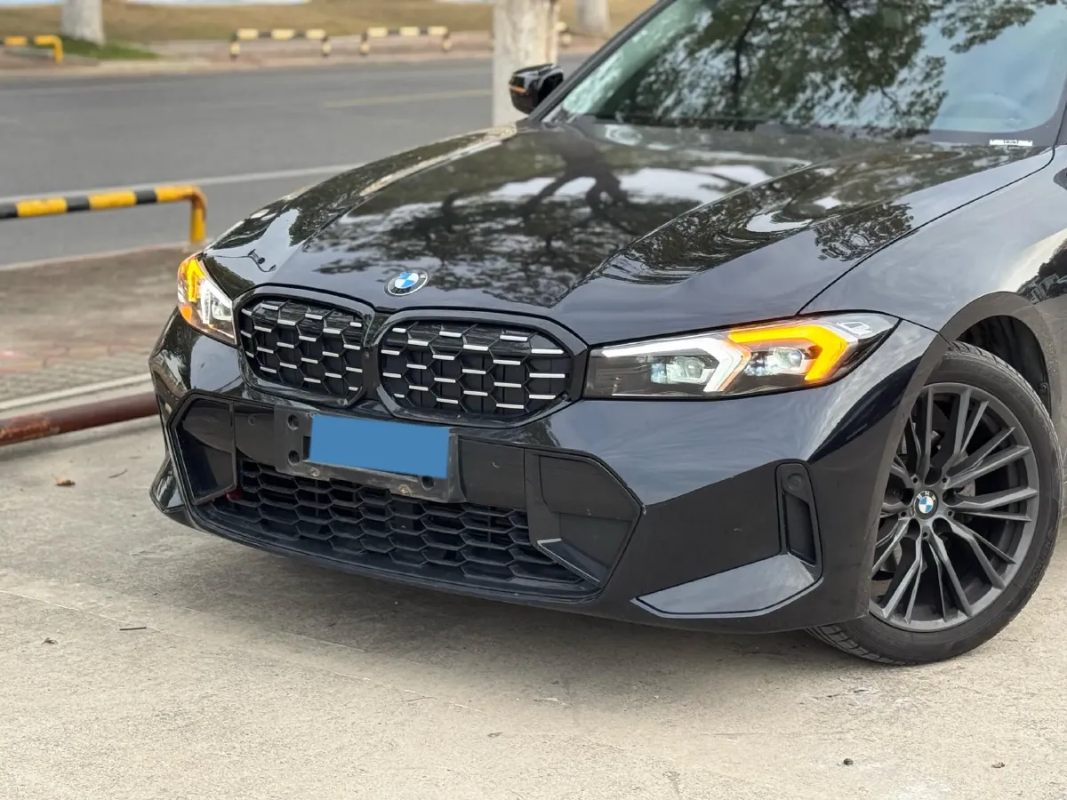 2024 BMW 3 Series 2.0T 184HP L4 8AT,autocango,china used car exporter,china ev exporter,chinese used car exporter,chinese used ev exporter