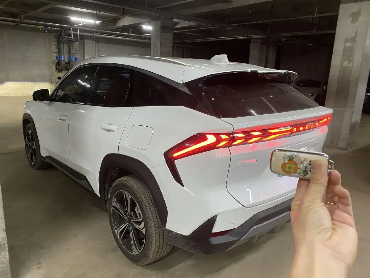 2024 Geely Galaxy L7 1.5T 163HP L4 3DHT PHEV 18.7KWH,autocango,china used car exporter,china ev exporter,chinese used car exporter,chinese used ev exporter