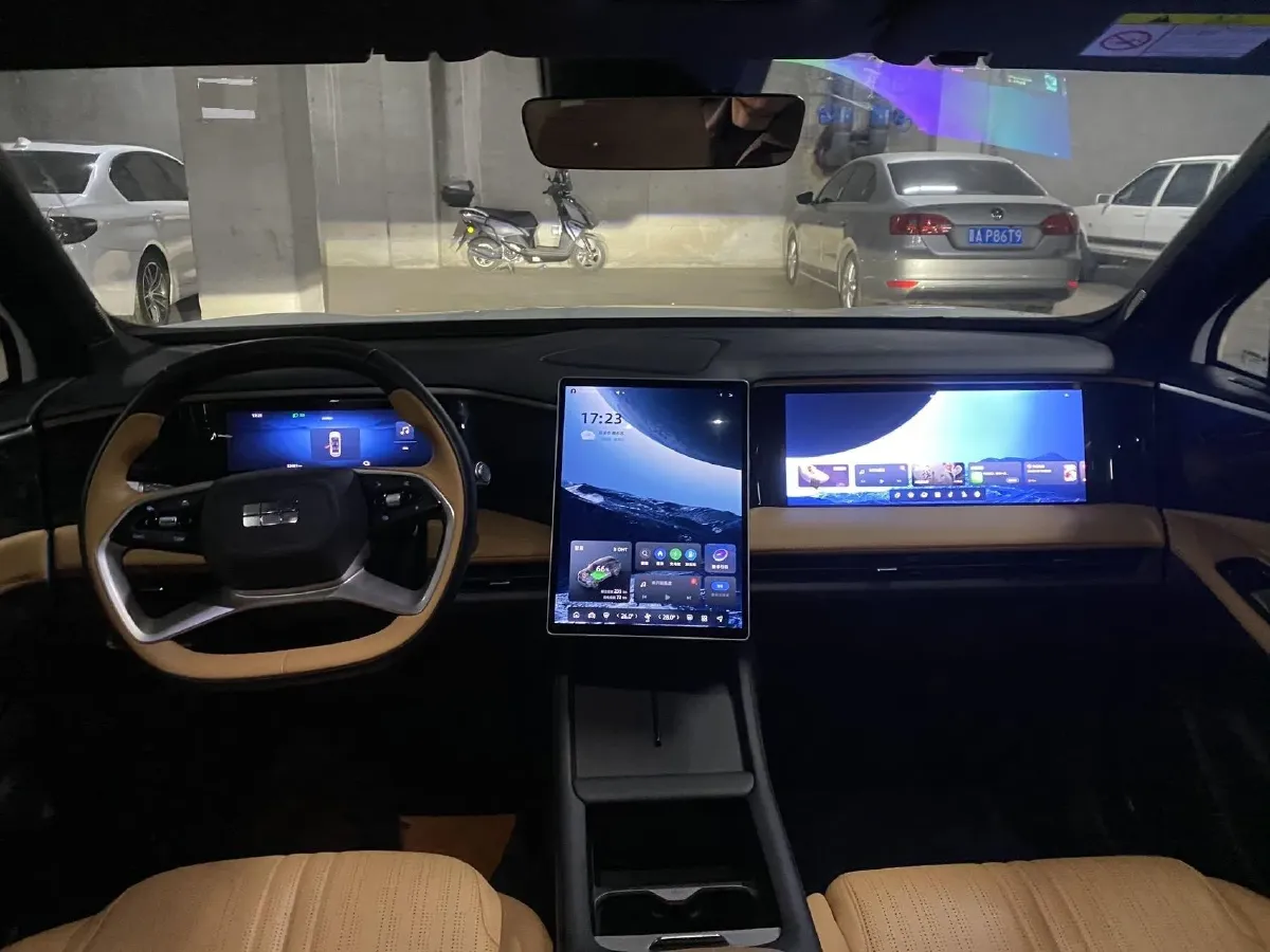 2024 Geely Galaxy L7 1.5T 163HP L4 3DHT PHEV 18.7KWH,autocango,china used car exporter,china ev exporter,chinese used car exporter,chinese used ev exporter