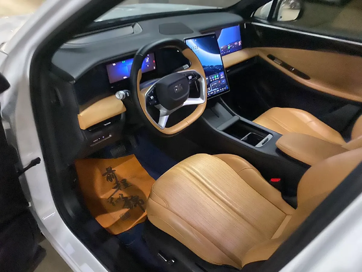 2024 Geely Galaxy L7 1.5T 163HP L4 3DHT PHEV 18.7KWH,autocango,china used car exporter,china ev exporter,chinese used car exporter,chinese used ev exporter