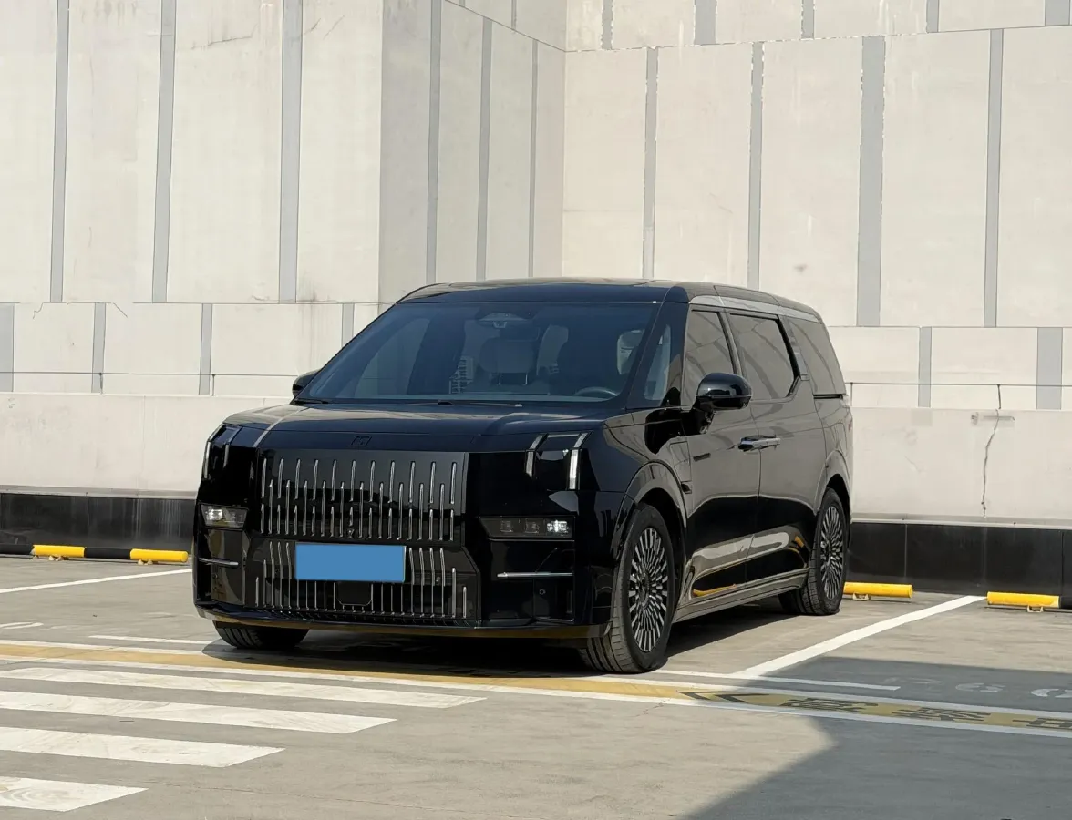 2022 Zeekr 009 BEV 116KWH,autocango,china used car exporter,china ev exporter,chinese used car exporter,chinese used ev exporter