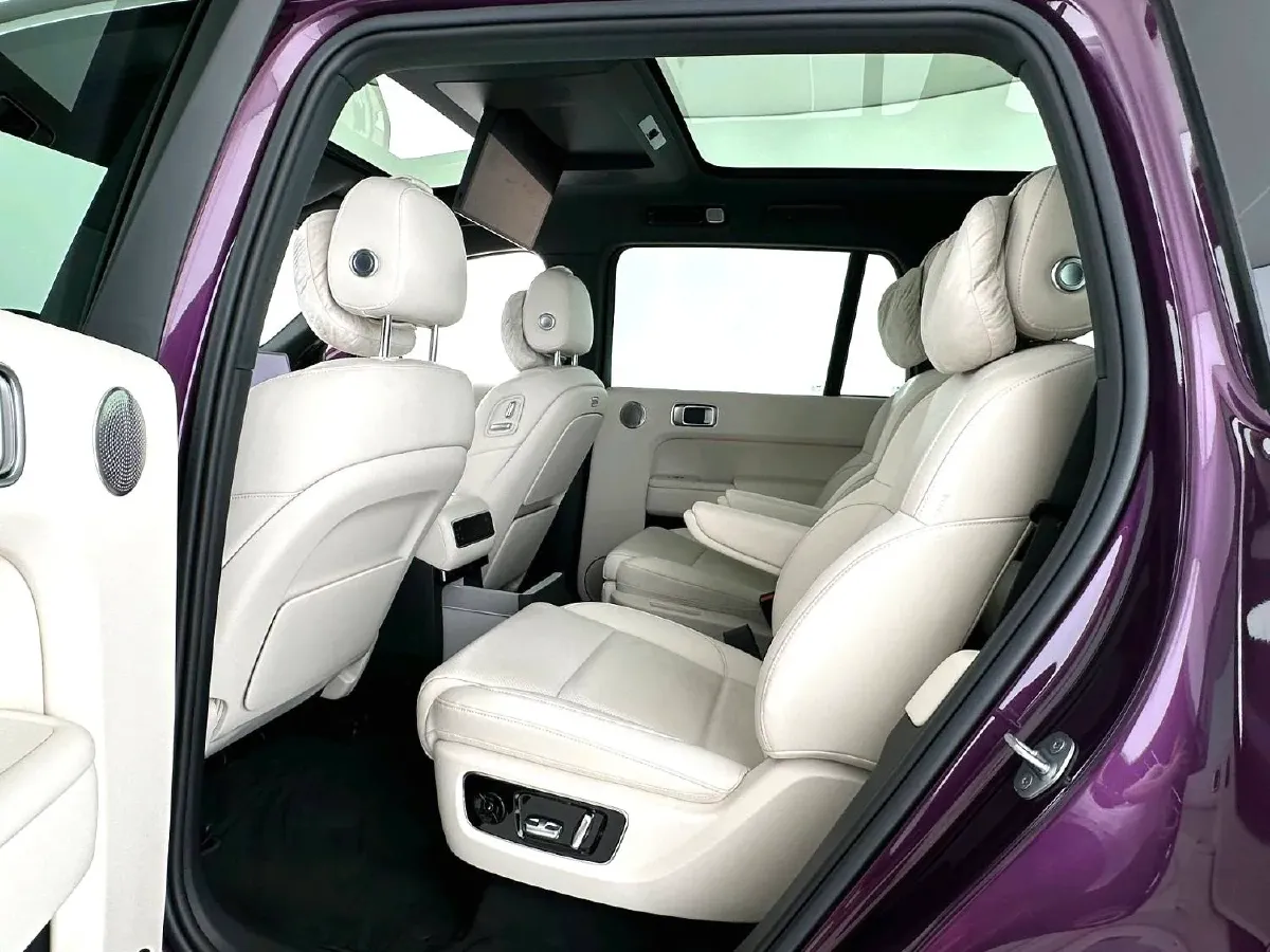 2024 Li L9 Range Extended 154HP REEV 52.3KWH,autocango,china used car exporter,china ev exporter,chinese used car exporter,chinese used ev exporter