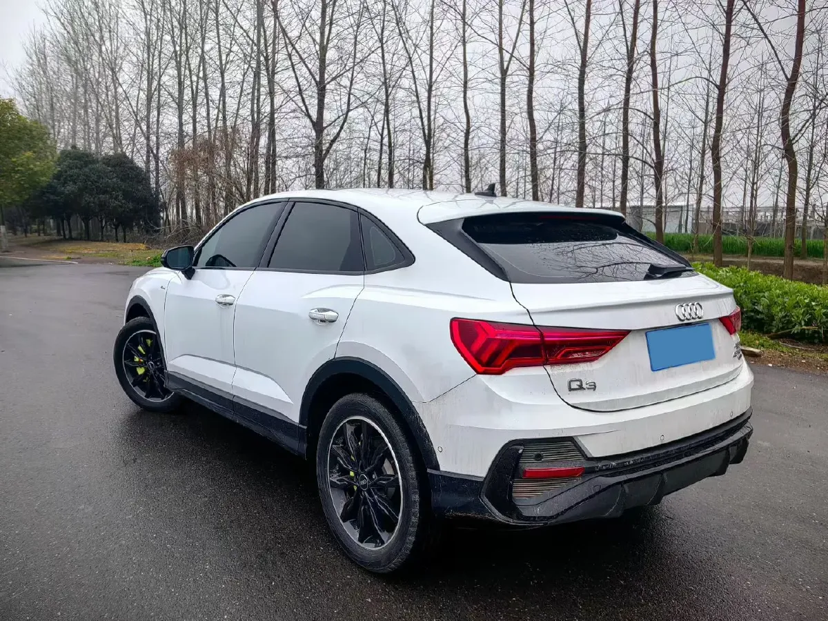 2022 Audi Q3 Sportback 2.0T 220HP L4 7DCT,autocango,china used car exporter,china ev exporter,chinese used car exporter,chinese used ev exporter
