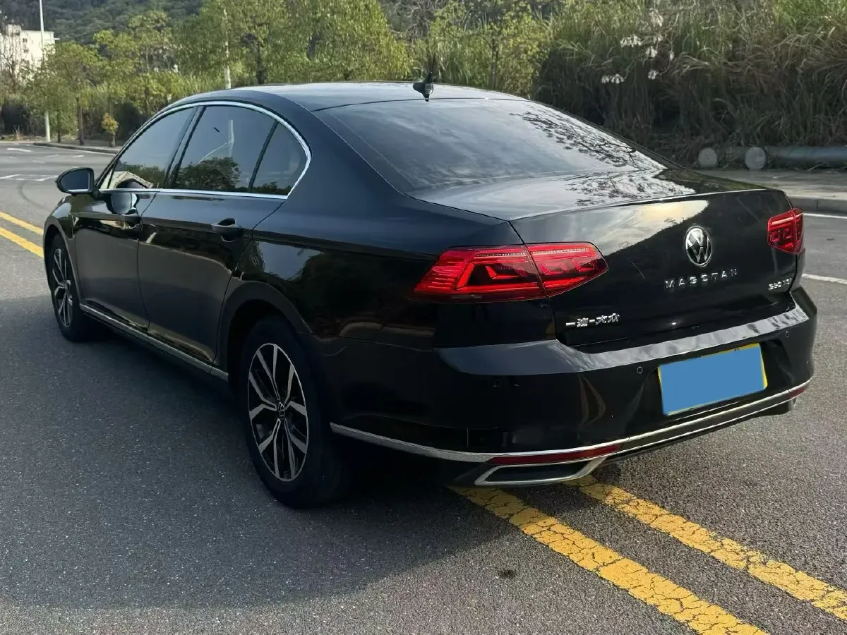 2020 Volkswagen Magotan 2.0T 186HP L4 7DCT,autocango,china used car exporter,china ev exporter,chinese used car exporter,chinese used ev exporter