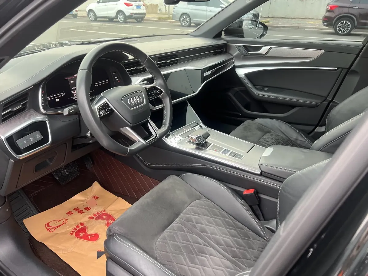 2020 Audi A6L 3.0T 340HP V6 7DCT,autocango,china used car exporter,china ev exporter,chinese used car exporter,chinese used ev exporter