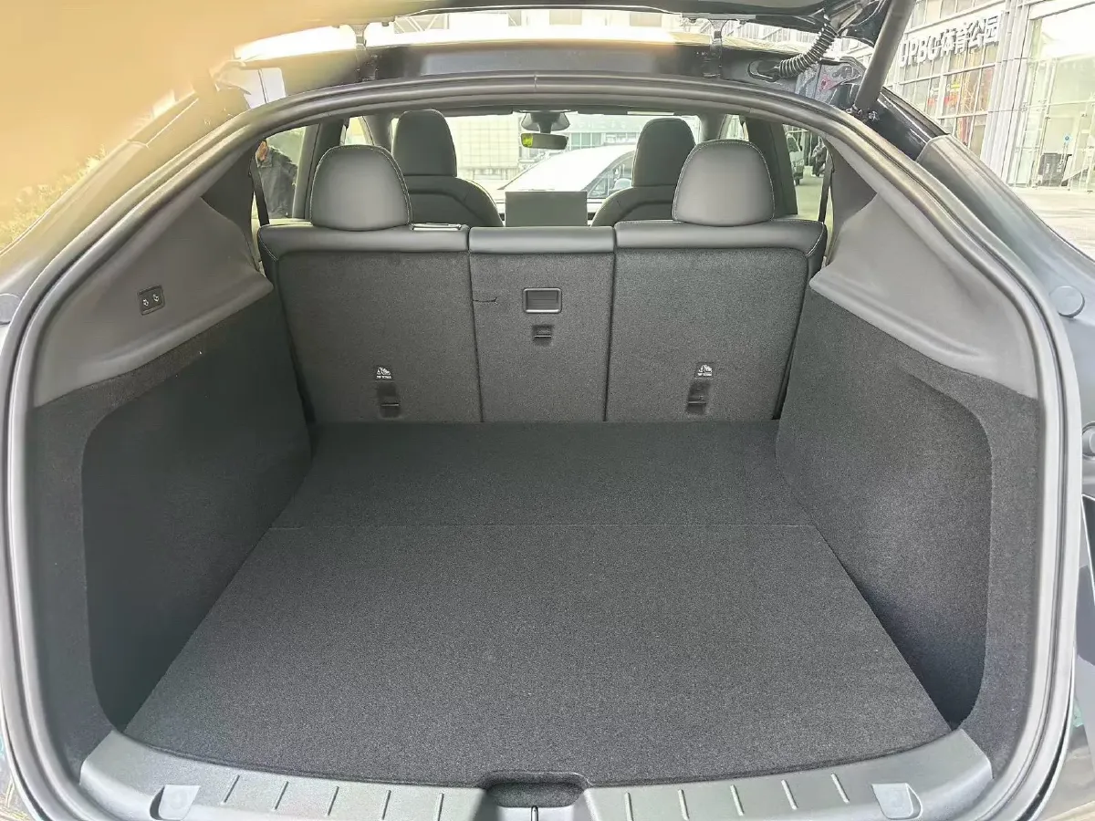 2026 Tesla Model Y BEV,autocango,china used car exporter,china ev exporter,chinese used car exporter,chinese used ev exporter