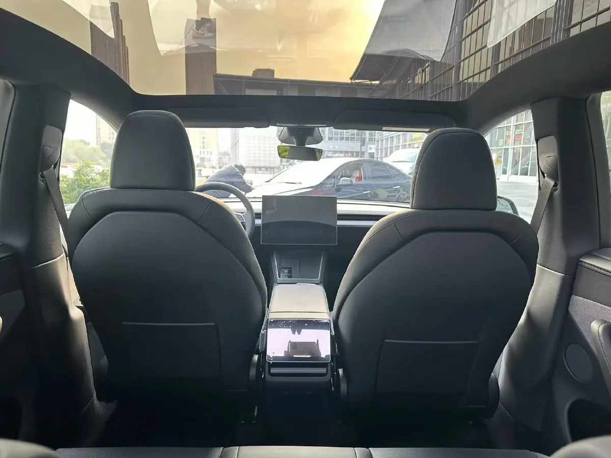 2026 Tesla Model Y BEV,autocango,china used car exporter,china ev exporter,chinese used car exporter,chinese used ev exporter