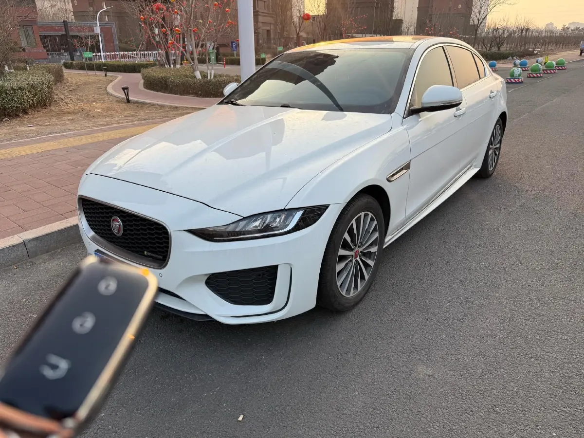 2020 Jaguar XEL 2.0T 200HP L4 8AT,autocango,china used car exporter,china ev exporter,chinese used car exporter,chinese used ev exporter