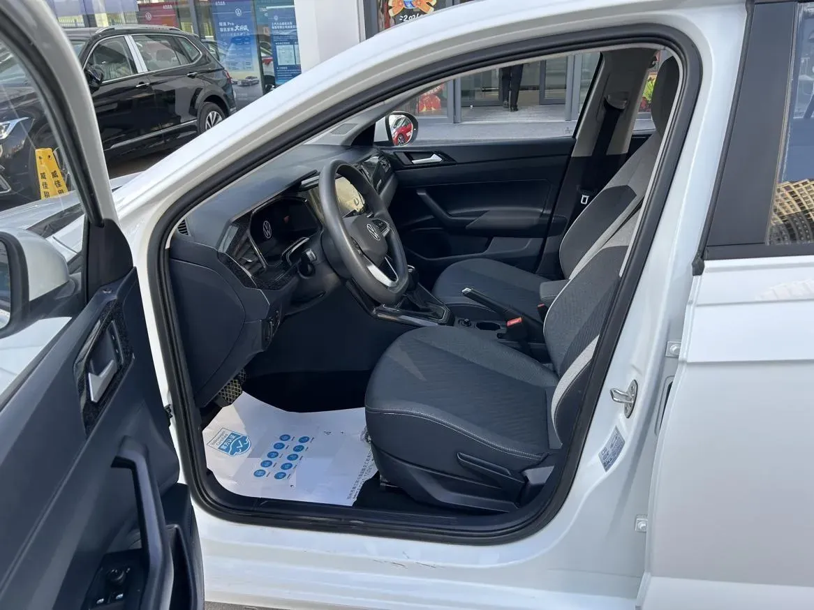 2023 Volkswagen Polo 1.5L 110HP L4 6AT,autocango,china used car exporter,china ev exporter,chinese used car exporter,chinese used ev exporter