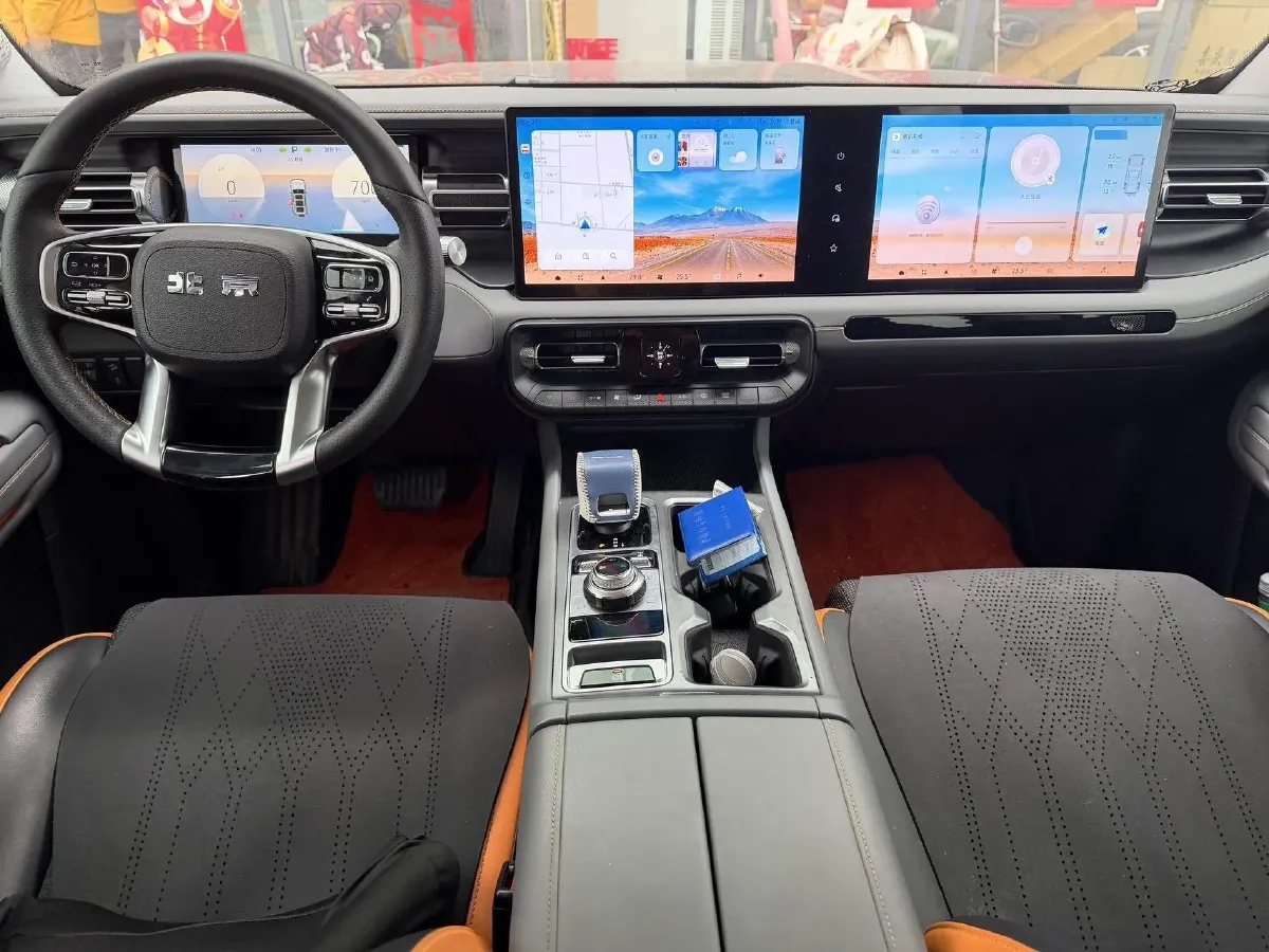 2024 Beijing BJ40 2.0T 245HP L4 8AT,autocango,china used car exporter,china ev exporter,chinese used car exporter,chinese used ev exporter