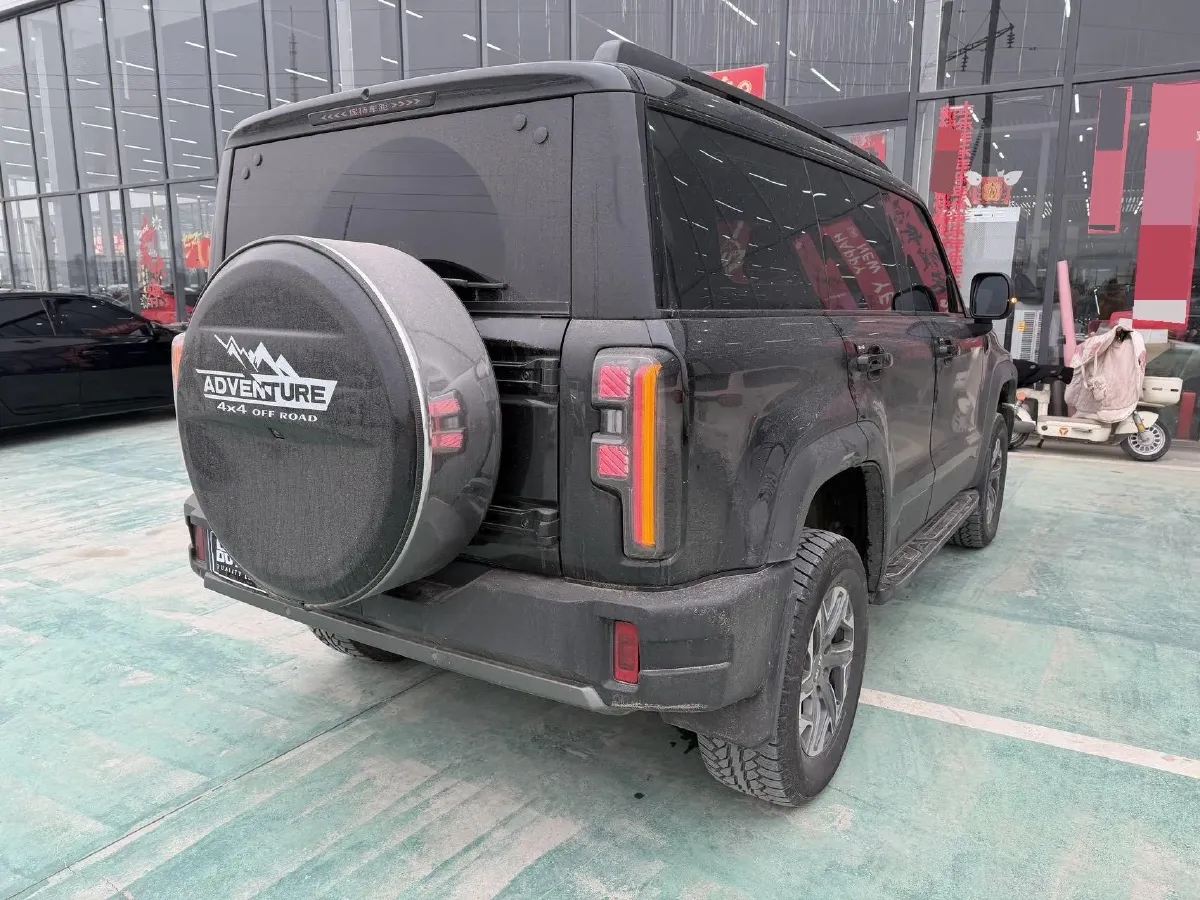 2024 Beijing BJ40 2.0T 245HP L4 8AT,autocango,china used car exporter,china ev exporter,chinese used car exporter,chinese used ev exporter