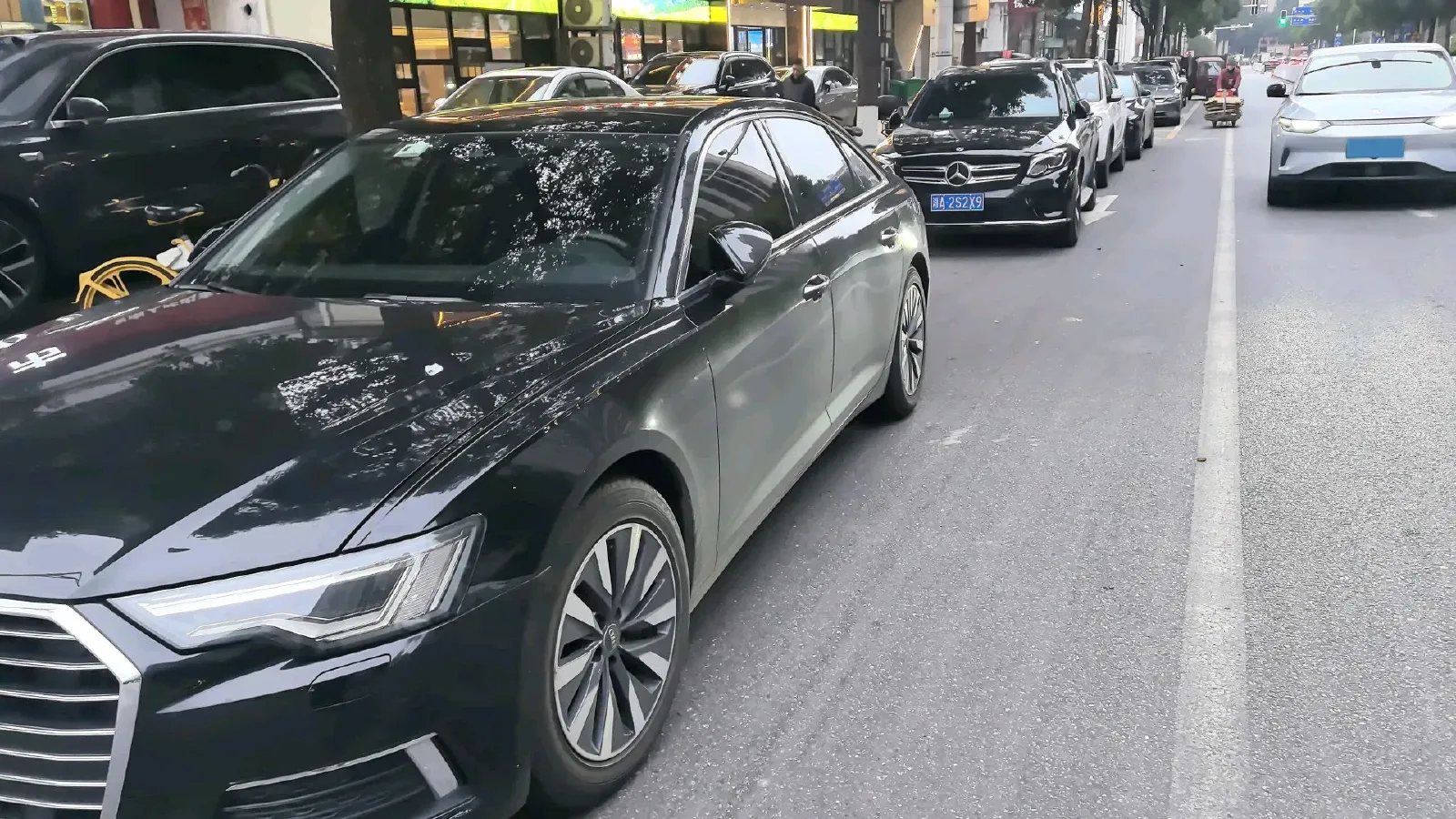 2019 Mercedes-Benz E Class 1.5T 184HP L4 9AT,autocango,china used car exporter,china ev exporter,chinese used car exporter,chinese used ev exporter