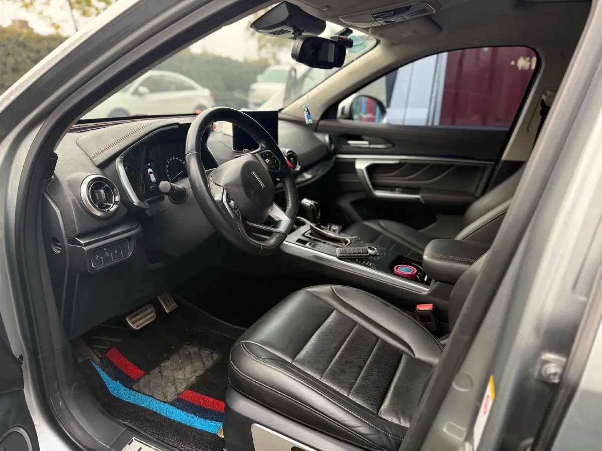 2017 WEY VV5 2.0T 197HP L4 7DCT,autocango,china used car exporter,china ev exporter,chinese used car exporter,chinese used ev exporter