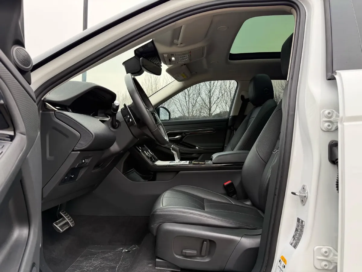 2021 Land Rover Range Rover Evoque 2.0T 249HP L4 9AT,autocango,china used car exporter,china ev exporter,chinese used car exporter,chinese used ev exporter