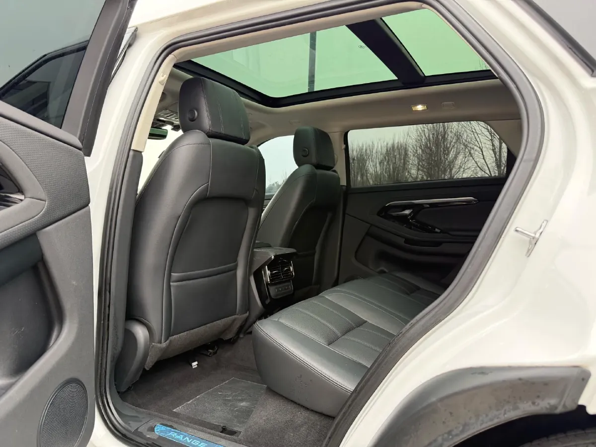 2021 Land Rover Range Rover Evoque 2.0T 249HP L4 9AT,autocango,china used car exporter,china ev exporter,chinese used car exporter,chinese used ev exporter