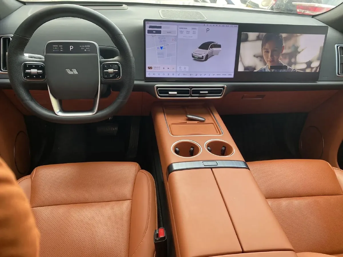 2024 Li L8 Range Extended 154HP REEV 42.8KWH,autocango,china used car exporter,china ev exporter,chinese used car exporter,chinese used ev exporter