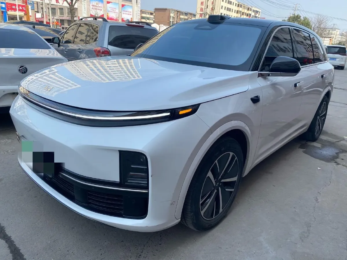 2024 Li L8 Range Extended 154HP REEV 42.8KWH,autocango,china used car exporter,china ev exporter,chinese used car exporter,chinese used ev exporter