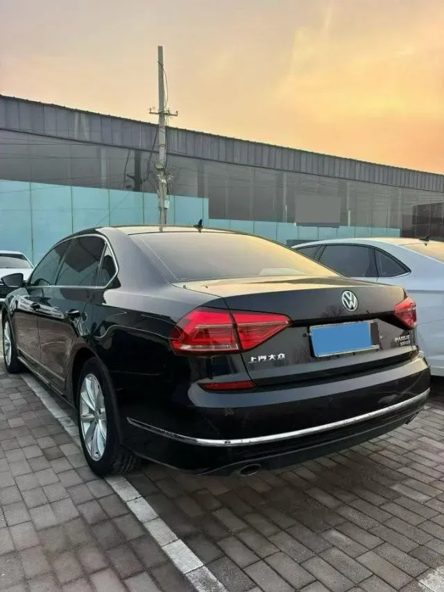 2017 Volkswagen Passat 1.8T 180HP L4 7DCT,autocango,china used car exporter,china ev exporter,chinese used car exporter,chinese used ev exporter