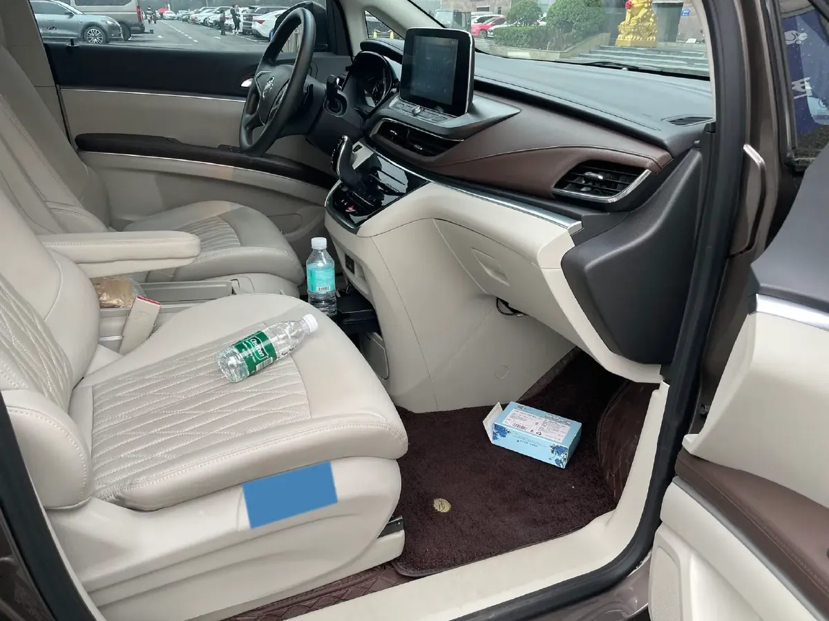 2023 Buick GL8 2.0T 237HP L4 9AT,autocango,china used car exporter,china ev exporter,chinese used car exporter,chinese used ev exporter