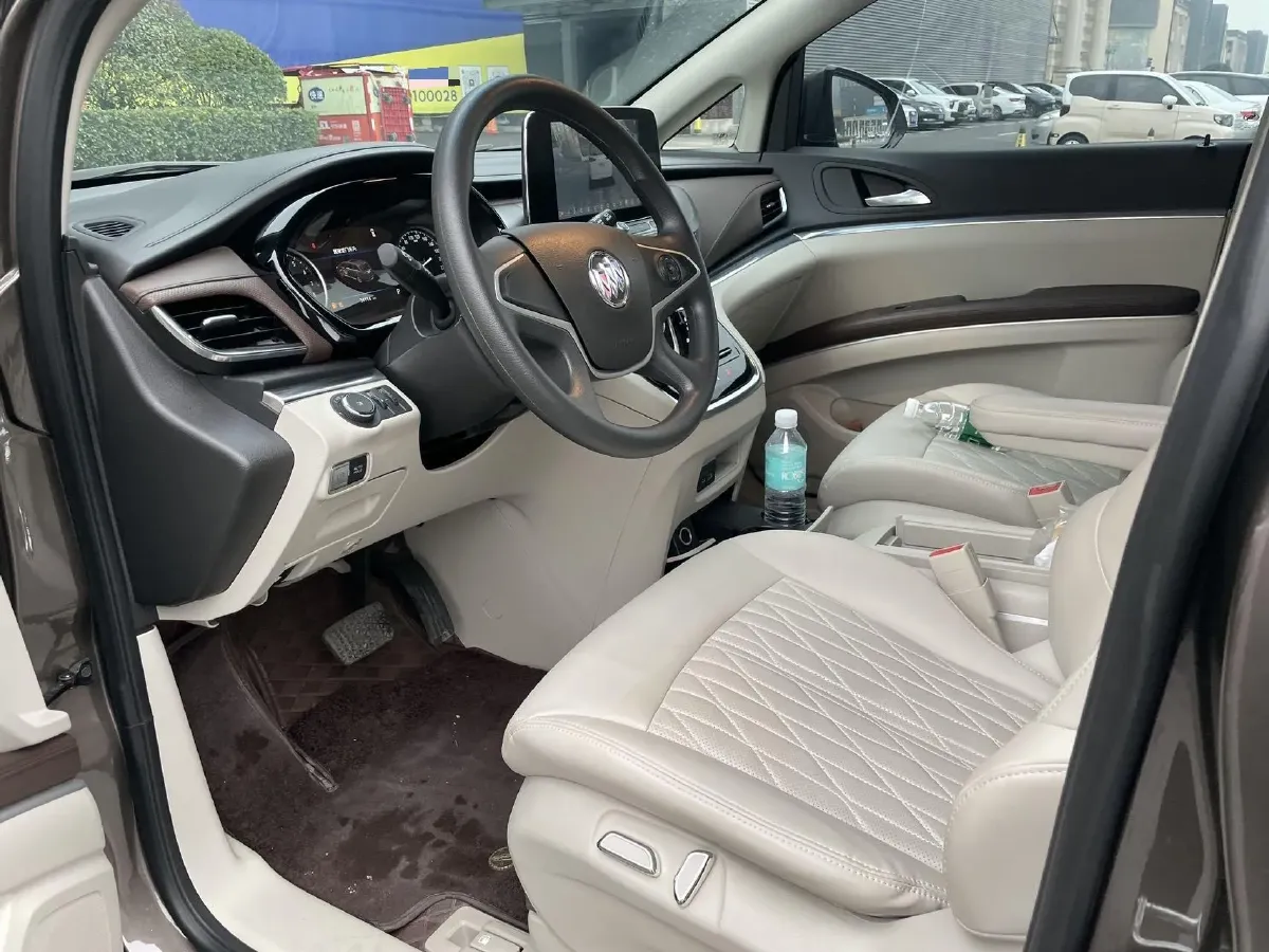 2023 Buick GL8 2.0T 237HP L4 9AT,autocango,china used car exporter,china ev exporter,chinese used car exporter,chinese used ev exporter