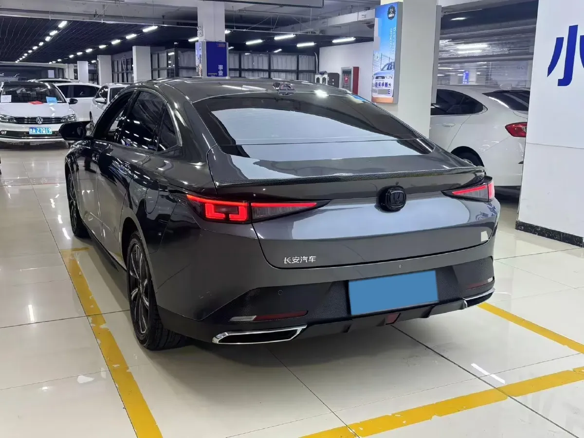 2023 ChangAn Oshan Z6 1.5T 188HP L4 7DCT,autocango,china used car exporter,china ev exporter,chinese used car exporter,chinese used ev exporter