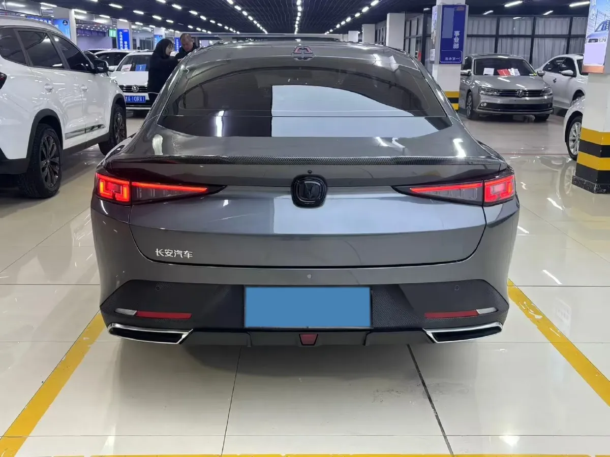 2023 ChangAn Oshan Z6 1.5T 188HP L4 7DCT,autocango,china used car exporter,china ev exporter,chinese used car exporter,chinese used ev exporter