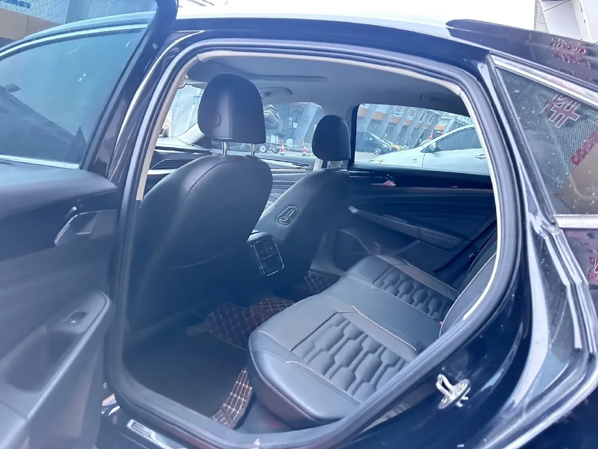 2021 Volkswagen Passat 1.4T 150HP L4 7DCT,autocango,china used car exporter,china ev exporter,chinese used car exporter,chinese used ev exporter