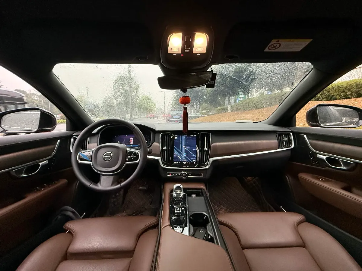 2025 Volvo S90 2.0T 250HP L4 8AT,autocango,china used car exporter,china ev exporter,chinese used car exporter,chinese used ev exporter