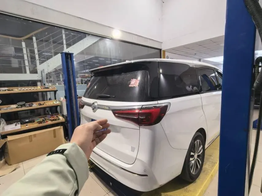 2023 Buick GL8 2.0T 237HP L4 9AT,autocango,china used car exporter,china ev exporter,chinese used car exporter,chinese used ev exporter