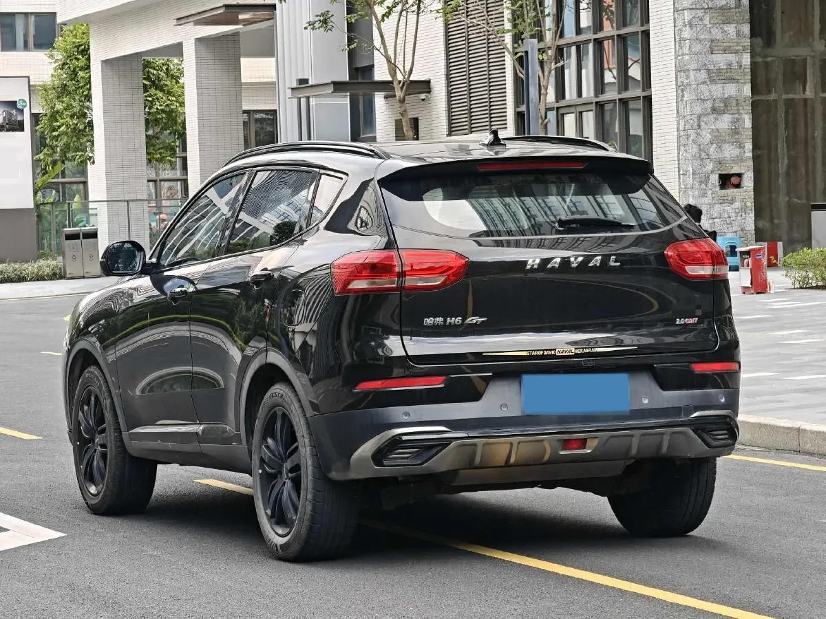 2021 Haval H6 2.0T 224HP L4 7DCT,autocango,china used car exporter,china ev exporter,chinese used car exporter,chinese used ev exporter