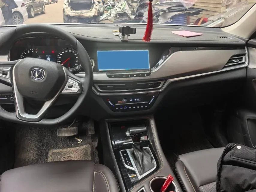 2019 ChangAn CS35 Plus 1.6L 128HP L4 6AT,autocango,china used car exporter,china ev exporter,chinese used car exporter,chinese used ev exporter