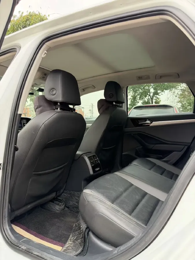 2019 Volkswagen Tharu 1.4T 150HP L4 7DCT,autocango,china used car exporter,china ev exporter,chinese used car exporter,chinese used ev exporter