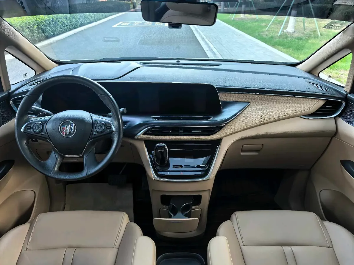 2021 Buick GL8 2.0T 237HP L4 9AT,autocango,china used car exporter,china ev exporter,chinese used car exporter,chinese used ev exporter