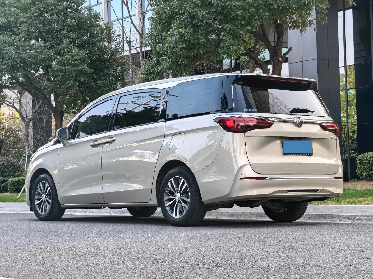 2021 Buick GL8 2.0T 237HP L4 9AT,autocango,china used car exporter,china ev exporter,chinese used car exporter,chinese used ev exporter