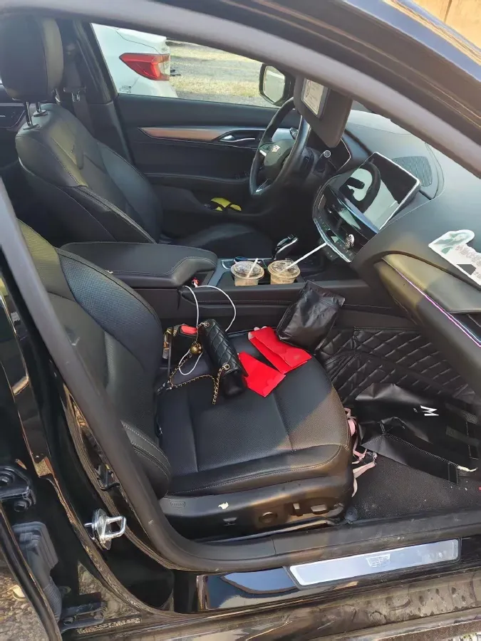 2023 Cadillac CT5 2.0T 237HP L4 10AT,autocango,china used car exporter,china ev exporter,chinese used car exporter,chinese used ev exporter