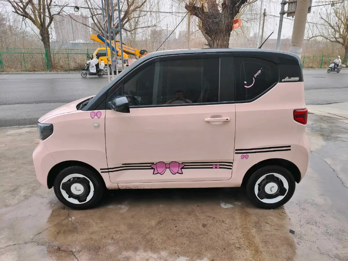2021 WuLing HongGuang MINI EV BEV 13.9KWH,autocango,china used car exporter,china ev exporter,chinese used car exporter,chinese used ev exporter