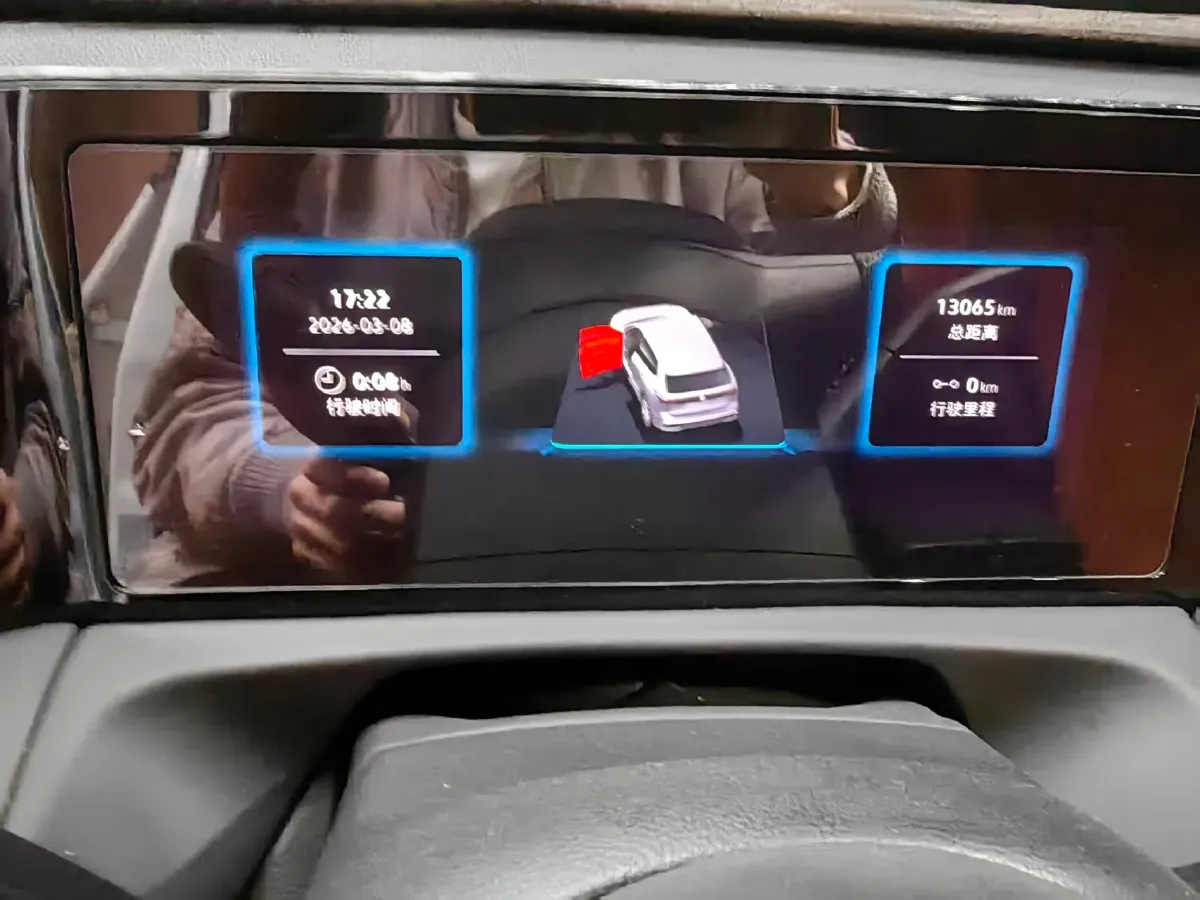 2024 Volkswagen Tiguan L 2.0T 186HP L4 7DCT,autocango,china used car exporter,china ev exporter,chinese used car exporter,chinese used ev exporter