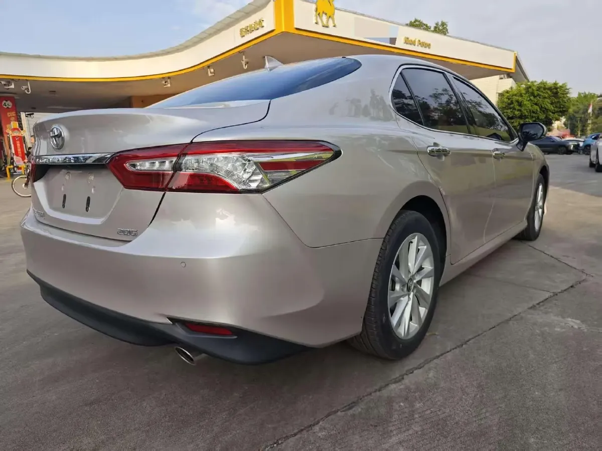 2022 Toyota Camry 2.0L 178HP L4 CVT,autocango,china used car exporter,china ev exporter,chinese used car exporter,chinese used ev exporter