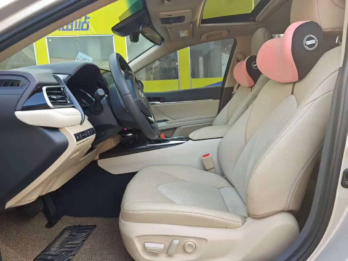 2022 Toyota Camry 2.0L 178HP L4 CVT,autocango,china used car exporter,china ev exporter,chinese used car exporter,chinese used ev exporter