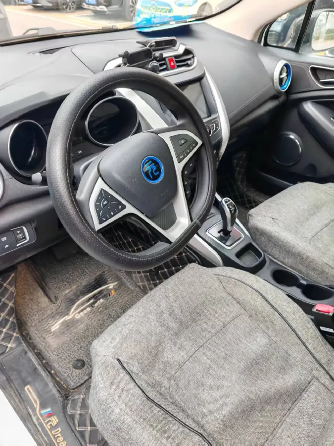 2019 BYD Yuan BEV 42KWH,autocango,china used car exporter,china ev exporter,chinese used car exporter,chinese used ev exporter